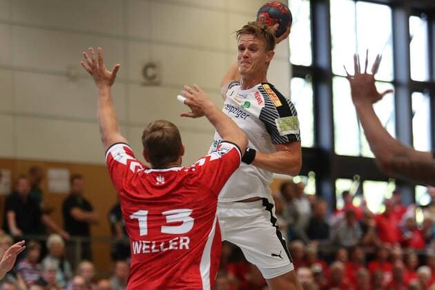 Niclas Pieczkowski No 14 SC DHfK Leipzig vs. Niklas Weller No 13 Handball Sport Club Hamburg Schneverdingen Germany Copyright: xAgentur54Gradx xSpeedphotosx