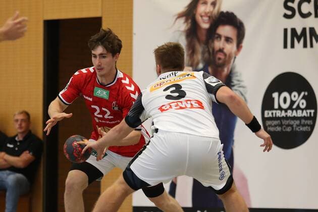 Philipp Bauer Nr 22 Handball Sport Club Hamburg against Franz Semper Nr 03 SC DHfK Leipzig Schneverdingen Germany Copyright: xAgentur54Gradx xSpeedphotosx