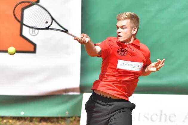 12 08 2018 GER Allpresan Rochus Club BL vs Badwerk Gladbacher HTC 12 08 2018 GER Allpresan Rochusclub BL Team vs Badwerk Gladbacher HTC in the picture Sandcrawler Tim GER on forehand strike nph Mauelshagen nph00321