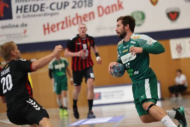 HC Varder Skopje vs SC DHfK Leipzig Handball International Heide Cup 2018 12 08 18 Lukas Binder Nr 11 SC DHfK Leipzig against Stas Scube Nr 20 HC Vardar Skopje xmmkx