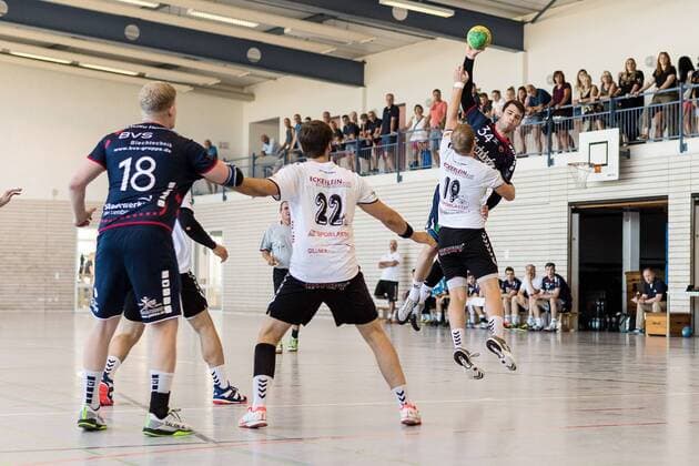 Sandro Muench H2KU 34 H2KU Herrenberg vs SV 64 Zweibruecken Handball Oberliga Test match 2018 2019 12 08 2018 SG H2KU Herrenberg against SV 64 Zweibruecken Handball Oberliga Test match 2018 2019 12 08 2018 Haslach Copyright: xEIBNER SaschaxWaltherx EP_SWA