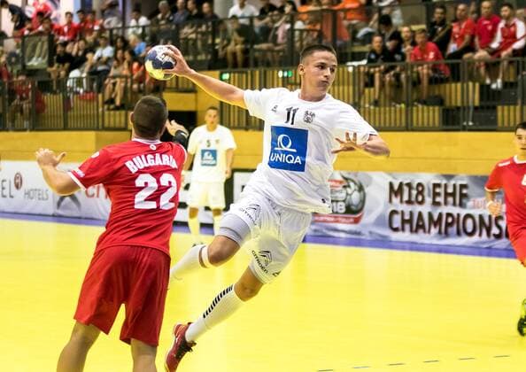 10 08 2018 Josef Welser Sports hall Tulln on the Danube AUT EHF M18 Championship 2018 Austria vs Bulgaria in picture Paul Pfeifer AUT during the EHF M18 Championship 2018 Match between Austria and Bulgaria at the Josef Welser sports hall Tulln on the Danube Austria on 2018 08 10 Tulln an the Danube  EX_PUC