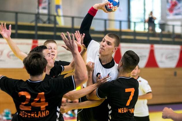 11 08 2018 Josef Welser Sports hall Tulln on the Danube AUT EHF M18 Championship 2018 Netherlands vs Bulgaria in the picture Valentin Mitev BUL during the EHF M18 Championship 2018 Match between the Netherlands and Bulgaria at the Josef Welser sports hall Tulln on the Danube Austria on 2018 08 11 Tulln at the Donau  EX_PUC