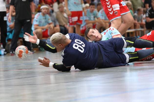 MHB Montpellier vs Füchse Berlin Handball Internationaler Heide Cup 2018 12 08 18 Mohamed Shebib Nr 89 MHB Montpellier Handball against Mijajlo Marsenic Nr 93 Fuechse Berlin xmmkx