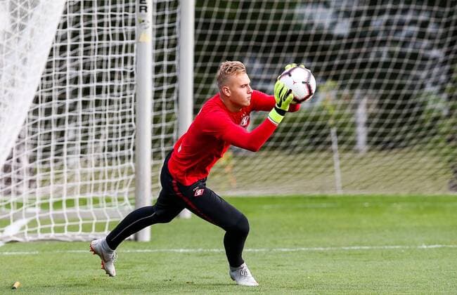 MOSCOW REGION, RUSSIA - AUGUST 13, 2018: FC Spartak Moscow s goalkeeper Alexander Maximenko during a training session at a training base in the village of Tarasovka ahead of a UEFA Champions League qualifying round match against FC PAOK Thessaloniki scheduled for August 14, 2018. Stanislav Krasilnikov TASS  TS08CA37