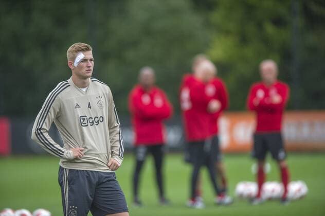 13-08-2018 VOETBAL: PERSCONFERENTIE EN TRAINING AJAX: AMSTERDAM Matthijs de Ligt (Ajax) Foto: SCS Michel Utrecht xVIxVIxImagesx xSoenarxChamidxsportfotografiexIVx 11770549