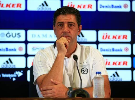 Benfica s Football Team Coach Rui Vitoria gives a press conference PK Pressekonferenz on the eve of the team s a day before their UEFA Champions League qualification second leg match against Fenerbahce on August 13 , 2018 in Istanbul , Turkey. 