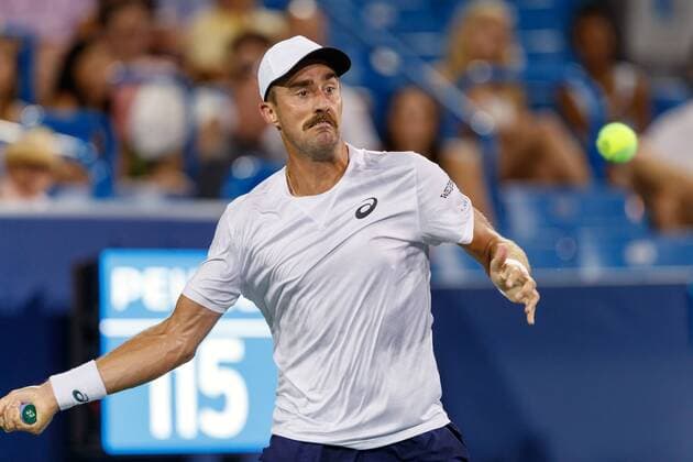 CINCINNATI, OH - AUGUST 13: Steve Johnson (USA) focuses on a shot during the Western & Southern Open at the Lindner Family Tennis Center in Mason, Ohio on August 13, 2018. (Photo by Adam Lacy Icon Sportswire) TENNIS: AUG 13 Western & Southern Open Icon180813025 EDITORIAL USE ONLY