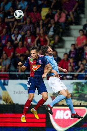 180814 Anel Hadzic of Vidi and Markus Rosenberg of Malmö FF during the UEFA Champions League qualifying match between Vidi and Malmö FF on August 14, 2018 in Felcsut Photo Ludvig Thunman BILDBYRAN code LT 35516  Copyright: LUDVIGxTHUNMAN BB180814LT042