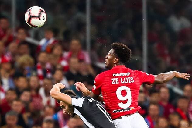 MOSCOW, RUSSIA - AUGUST 14, 2018: PAOK Thessaloniki s Jose Mauricio (L) and Spartak Moscowâ€™s Ze Luis in their 2018-19 UEFA Champions League third qualifying round match at Moscow s Otkritie Arena. Anton Novoderezhkin TASS  TS08CC3D