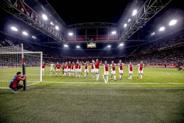 AMSTERDAM, 14-08-2018 , Johan Cruyff-Arena , football season 2018 2019, UEFA Champions League third qualifying round, 2nd leg , Ajax celebrating with fans after the game Ajax - Standard Luik (3-0) . Ajax - Standard Luik  x2399248x