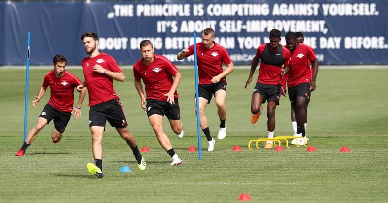 RB Leipzig Training Euro League Qualifier Leipzig 15 08 2018 RBL Training Center Soccer GER 1 Bundesliga UEFA Europa League qualifying RB LEIPZIG Training the day before the match at Craiova ROU In the picture from Marcello Saracchi Massimo Bruno Willi Orban Lukas Klostermann Nordi Mukiele and Dayot Upamecano all RB Leipzig