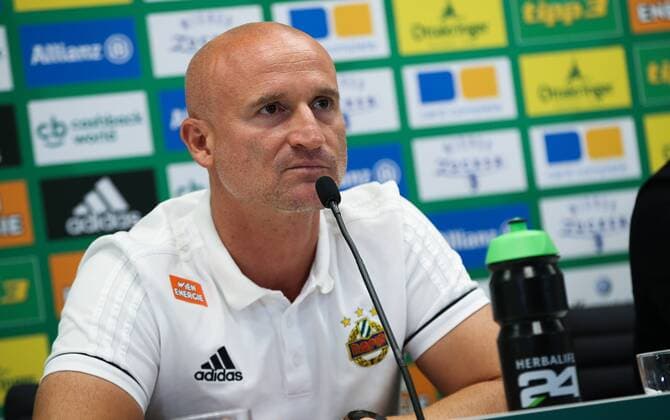 SOCCER - EL, Rapid vs Bratislava VIENNA,AUSTRIA, 15.AUG.18 - SOCCER - UEFA Europa League, SK Rapid Wien vs Slovan Bratislava, preview, press conference PK Pressekonferenz Rapid. Image shows head coach Goran Djuricin (Rapid). Keywords: Wien Energie. GEPAxpictures xPhilippxBrem