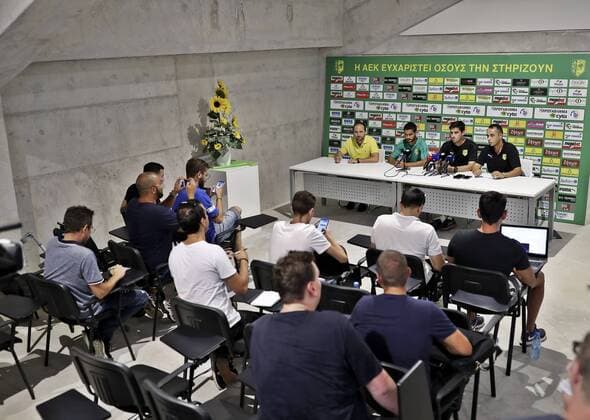 SOCCER - EL, Larnaca vs Sturm LARNACA,CYPRUS, 15.AUG.18 - SOCCER - UEFA Europa League, AEK Larnaka vs SK Sturm Graz, preview, press conference PK Pressekonferenz Larnaca. Image shows the press conference with head coach Andoni Iraola Sagarna (Larnaca). GEPAxpictures xM.xOberlaender
