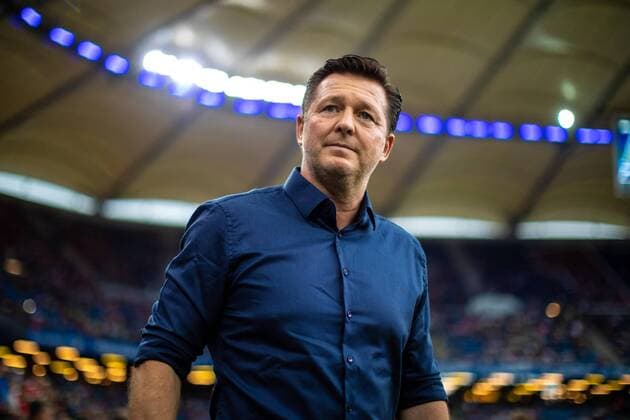Sport Bilder des Tages Hamburg, 15. August 2018 - Fußball, Freundschaftsspiel, Hamburger SV - FC Bayern München: Christian Titz (Hamburger SV, Trainer) *** Hamburg 15 August 2018 Football Friendly match Hamburger SV Bayern Munich Christian Titz Hamburger SV coach 