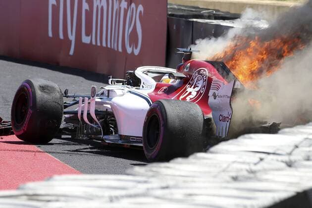 Le Castelleti France 22 06 2018 Formula 1 Formula 1 Pirelli Grand Prix de France Accident of Marcus Ericsson SWE 9 Alfa Romeo Sauber F1 Team the vehicle burns DeFodi506