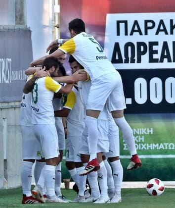 Fußball, EL Quali, AEK Larnaca - Sturm Graz SOCCER - EL, Larnaca vs Sturm LARNACA,CYPRUS,16.AUG.18 - SOCCER - UEFA Europa League, AEK Larnaka vs SK Sturm Graz. Image shows the rejoicing of Larnaca. GEPAxpictures xM.xOberlaender