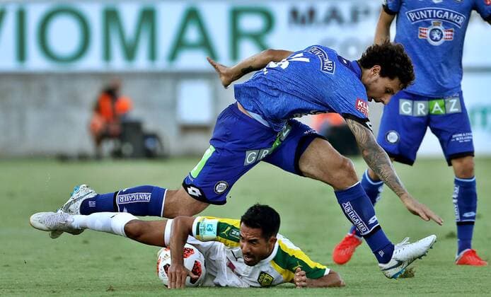 SOCCER - EL, Larnaca vs Sturm LARNACA,CYPRUS,16.AUG.18 - SOCCER - UEFA Europa League, AEK Larnaka vs SK Sturm Graz. Image shows Philipp Hosiner (Sturm) and Joan Truyols (Larnaca). GEPAxpictures xM.xOberlaender