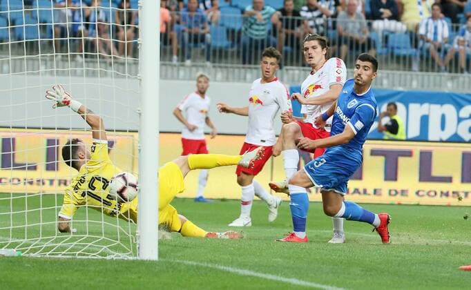 Craiova RB Leipzig Soccer Euro League Qualifiers Craiova 16 08 2018 Stadionul Ion Oblemenco Soccer UEFA Euro League Qualification 3 Round 2nd leg CS Universitatea Craiova vs RB Leipzig Pictured Goal for RB Leipzig The 0 1 by Marcel Sabitzer 7 RB Leipzig vs Goalkeeper Mirko Pigliacelli 13 Craiova and Marius Briceag re 3 Craiova