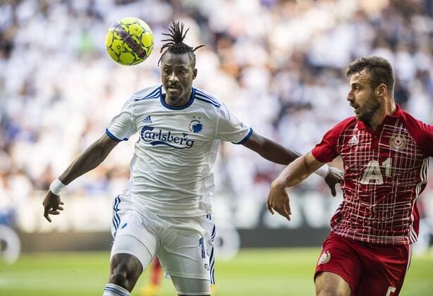 Dame N Doye (14), FC Koebenhavn og Nikolay Bodyrov, CSKA-Sofia, under Europa League-kampen mellem FC Koebenhavn og PFC CSKA-Sofia i Telia Parken torsdag den 16. august 2018.. , Copenhagen Denmark  Copyright: AndersxKjaerbyex-xRitzauxScanpix AndersxKjaerbyex cop104 spdk20180816-193025-L