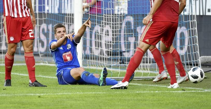 16 08 2018 Lucerne Switzerland Soccer Men Season 2018 2019 Europa League Qualification FC Luzern Olympiacos FC In the picture of Lucerne Pascal Schuerpf screams action single picture