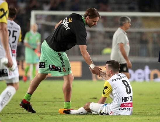 SOCCER - EL, LASK vs Besiktas LINZ,AUSTRIA,16.AUG.18 - SOCCER - UEFA Europa League, LASK Linz vs Besiktas Istanbul. Image shows the disappointment of Thomas Gebauer and Peter Michorl (LASK). GEPAxpictures xWalterxLuger