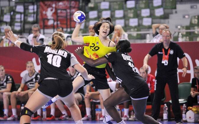 Handball, Damen U18 WM, Deutschland - Südkorea 2018.08.16 Kielce Pilka reczna Mlodziezowe Mistrzostwa Swiata w Pilce Recznej Kobiet do lat 18 Niemcy - Korea N z YUN Yejin Foto Lukasz Sobala Press Focus NEWSPIX.PL 2018.08.16 Kielce Handball IHF Youth U18 Womens World Germany - Korea YUN Yejin Credit: Lukasz Sobala Press Focus --- Newspix.pl  20180816PF_LS286