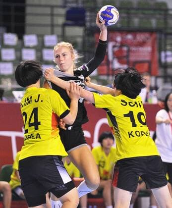 Handball, Damen U18 WM, Deutschland - Südkorea 2018.08.16 Kielce Pilka reczna Mlodziezowe Mistrzostwa Swiata w Pilce Recznej Kobiet do lat 18 Niemcy - Korea N z Leonie Kockel Foto Lukasz Sobala Press Focus NEWSPIX.PL 2018.08.16 Kielce Handball IHF Youth U18 Womens World Germany - Korea Leonie Kockel Credit: Lukasz Sobala Press Focus --- Newspix.pl  20180816PF_LS305