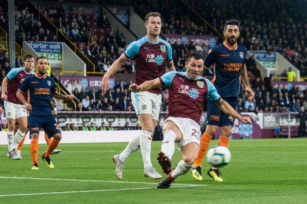 Burnley v Istanbul Basaksehir F.K. UEFA Europa League Phillip Bardsley of Burnley with a clearance during the UEFA Europa League match at Turf Moor, Burnley Content Not Available For UK Newspapers Copyright: xMattxWilkinsonx FIL-12169-0035