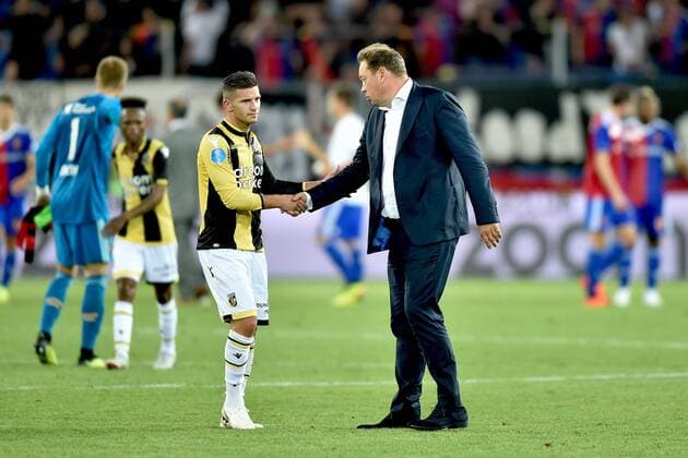BASEL, 16-08-2018, season 2018 2019, FC Basel - Vitesse 1-0, Europa League qualification, third round, Vitesse coach Leonid Slutskiy shaking hands with Vitesse player Bryan Linssen after the game FC Basel - Vitesse FC Basel - Vitesse  x2401138x