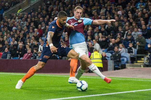Burnley v Istanbul Basaksehir F.K. UEFA Europa League Manuel Da Costa of Istanbul Basaksehir holds off Chris Wood of Burnley during the UEFA Europa League match at Turf Moor, Burnley Content Not Available For UK Newspapers Copyright: xMattxWilkinsonx FIL-12169-0043