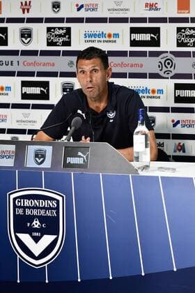Conference de Presse d apres match de Gustavo Poyet (gir) FOOTBALL : Bordeaux vs Marioupol - 3eme Tour Ligue Europa - Bordeaux - 16 08 2018 ThierryBreton Panoramic 