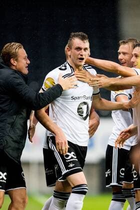 180816 Besim Serbecic of Rosenborg celebrates the 2 0 goal in the Europe League qualification match between Rosenborg and Cork City on August 16, 2018 in Trondheim Photo Jon Olav Nesvold BILDBYRAN Code JE 160293  Copyright: JONxOLAVxNESVOLD BB180816JE065