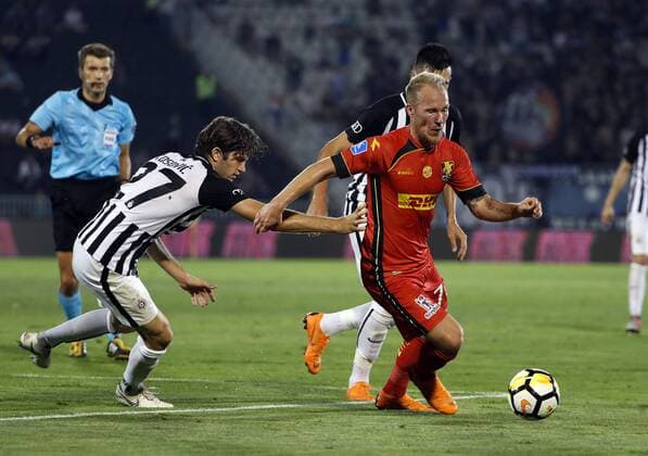 (180817) -- BELGRADE , Aug. 17, 2018 -- Nordsjaelland s Mikkel Rygaard Jensen (Front R) competes during UEFA Europa League third qualifying round, 2nd leg football match between Partizan and Nordsjaelland in Belgrade, Serbia on Aug. 16, 2018. Partizan won 3-2. ) (SP)SERBIA-BELGRADE-FOOTBALL-UEFA-EUROPA LEAGUE-QUALIFICATIONS PredragxMilosavljevic 