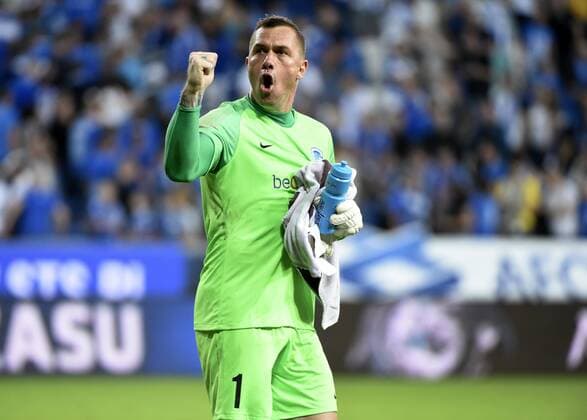 POZNAN,POLAND - AUGUST 16 :Daniel Vukovic goalkeeper of KRC Genk celebrates the win pictured during the UEFA Europa League match,third qualifying round, 2 nd leg between KRC Genk and KKS Lech Poznan at the INEA Stadium on August 16, 2018 in Poznan, Poland 16 08 2018 FOOTBALL : KRC Genk vs KKS Lech Poznan - Ligue Europa Tour de Qualification - 16 08 2018 Photonews Panoramic 