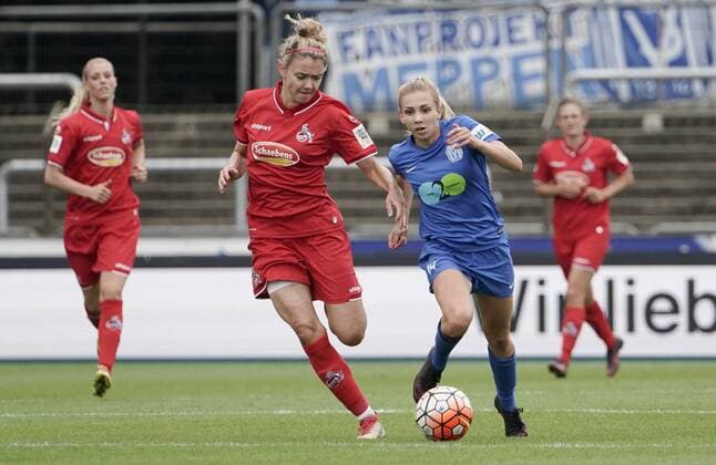 18 08 2018 Hänsch Arena Meppen GER 2 Bundesliga Women SV Meppen vs 1 FC Köln Elisa Senß SV Meppen 14 vs Theresa Gosch 1 FC Köln 24 DFL REGULATIONS PROHIBIT ANY USE OF PHOTOGRAPH AS IMAGE SEQUENCES AND OR QUASI VIDEO Meppen Lower Saxony Germany Hänsch Arena