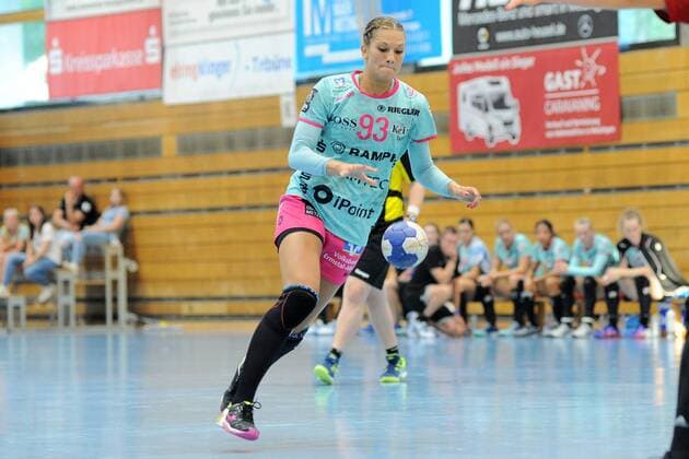 Julia Behnke TusSies Metzingen 93 TusSies Metzingen Handball league match Preparation Tournament 18 08 2018 Photo TBaur Eibner TusSies Metzingen vs. Debreceni Vasutas Sport Club Metzingen Copyright: xEIBNER TobiasxBaurx EP_TBR