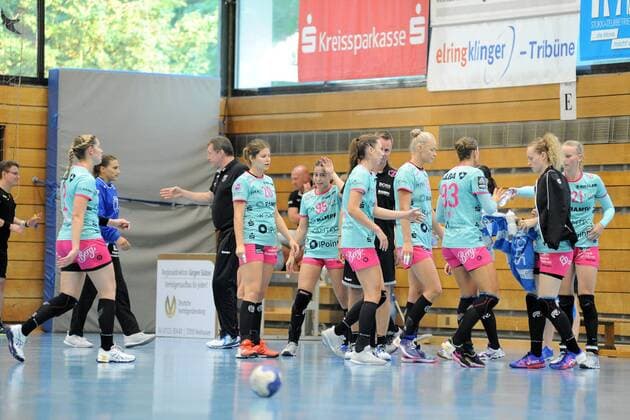 Time Out TusSies TusSies Metzingen Handball league match Preparation Tournament 18 08 2018 Photo TBaur Eibner TusSies Metzingen vs. Debreceni Vasutas Sport Club Metzingen Copyright: xEIBNER TobiasxBaurx EP_TBR