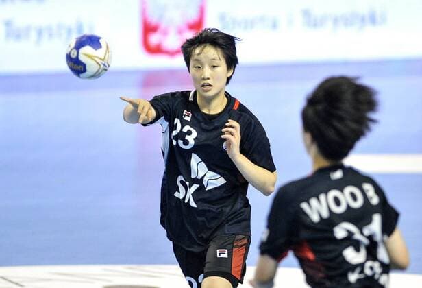 2018.08.18 Kielce Pilka reczna Mlodziezowe Mistrzostwa Swiata w Pilce Recznej Kobiet do lat 18 Wegry - Korea N z OH Yedam Foto Rafal Rusek PressFocus 2018.08.18 Kielce Handball IHF Youth U18 Womens World Championship WM Weltmeisterschaft 2018 Hungary - Korea OH Yedam Credit: Rafal Rusek PressFocus NEWSPIX.PL --- Newspix.pl  20180818PF_RR213