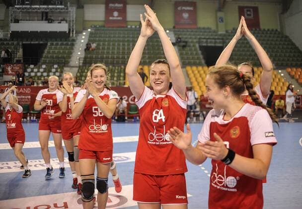 2018.08.18 Kielce Pilka reczna Mlodziezowe Mistrzostwa Swiata w Pilce Recznej Kobiet do lat 18 Szwecja - Rosja N z Radosc Foto Rafal Rusek PressFocus 2018.08.18 Kielce Handball IHF Youth U18 Womens World Championship WM Weltmeisterschaft 2018 Sweden - Russia Radosc Credit: Rafal Rusek PressFocus NEWSPIX.PL --- Newspix.pl  20180818PF_RR338