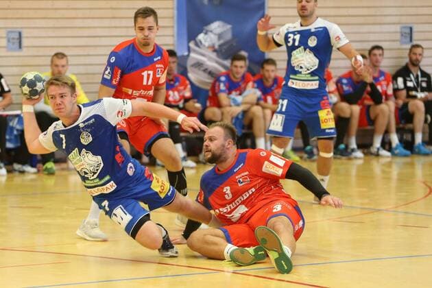Lars Hannes TSG Hassloch Marcel Niemeyer HBW Balingen DHB Cup First round tournament TSG Hassloch 3 Liga HBW Balingen Weilstetten 2 Liga 18 28 Germany Weilheim Lindachsporthalle 20180818 DHB Cup First round tournament TSG Hassloch 3 Liga HBW Balingen Weilstetten 2 Liga 18 28 Weilheim Copyright: xBW-Fotox Eibner-Pressefotox EP_bwf