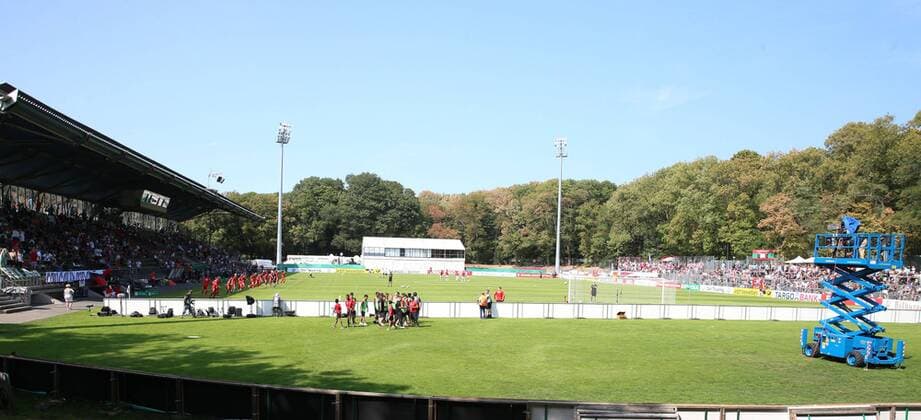 Viktoria Koeln RB Leipzig Soccer DFB Pokal Cologne 19 08 2018 Sportpark Höhenberg Soccer DFB Pokal 1 Round FC Viktoria Koeln vs. RB Leipzig The picture Stadium Overview DFB regulations prohibit any use of images as image sequences or quasi video