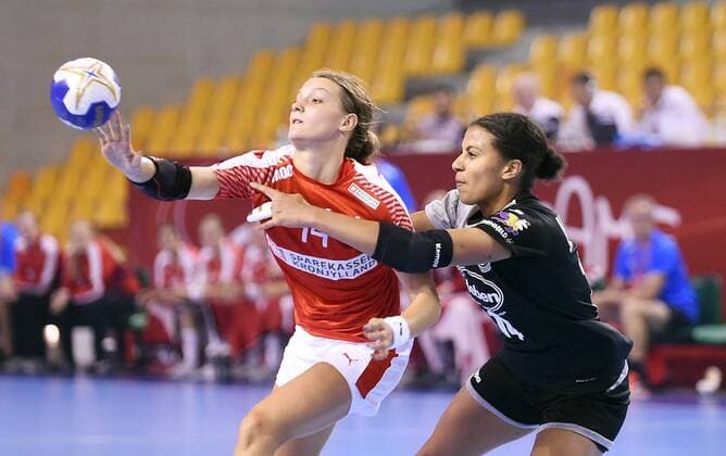Handball, Damen, U 18 WM, Länderspiel, Deutschland - Dänemark 2018.08.19 Kielce Pilka reczna Mlodziezowe Mistrzostwa Swiata w Pilce Recznej Kobiet do lat 18 Niemcy - Dania N z Anna Berger Wierzba Aimee Von Pereira Foto Lukasz Sobala Press Focus 2018.08.19 Kielce Handball IHF Youth U18 Womens World Germany - Denmark Anna Berger Wierzba Aimee Von Pereira Credit: Lukasz Sobala Press Focus NEWSPIX.PL --- Newspix.pl  20180819PF_LS080
