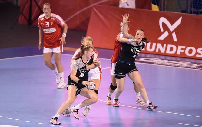 Handball, Damen, U 18 WM, Länderspiel, Deutschland - Dänemark 2018.08.19 Kielce Pilka reczna Mlodziezowe Mistrzostwa Swiata w Pilce Recznej Kobiet do lat 18 Niemcy - Dania N z Foto Lukasz Sobala Press Focus 2018.08.19 Kielce Handball IHF Youth U18 Womens World Germany - Denmark Credit: Lukasz Sobala Press Focus NEWSPIX.PL --- Newspix.pl  20180819PF_LS143