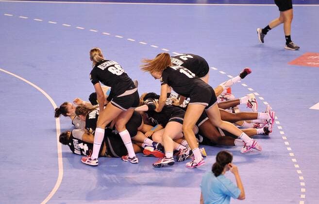 Handball, Damen, U 18 WM, Länderspiel, Deutschland - Dänemark 2018.08.19 Kielce Pilka reczna Mlodziezowe Mistrzostwa Swiata w Pilce Recznej Kobiet do lat 18 Niemcy - Dania N z Radosc Niemcy Foto Lukasz Sobala Press Focus 2018.08.19 Kielce Handball IHF Youth U18 Womens World Germany - Denmark Radosc Niemcy Credit: Lukasz Sobala Press Focus NEWSPIX.PL --- Newspix.pl  20180819PF_LS203