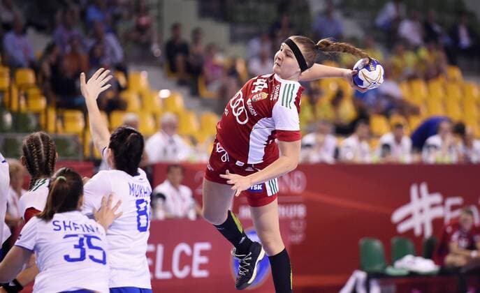 2018.08.19 Kielce Pilka reczna Mlodziezowe Mistrzostwa Swiata w Pilce Recznej Kobiet do lat 18 Final Wegry - Rosja N z Foto Lukasz Sobala Press Focus 2018.08.19 Kielce Handball IHF Youth U18 Womens World Final Hungary - Russia Credit: Lukasz Sobala Press Focus NEWSPIX.PL --- Newspix.pl  20180819PF_LS414