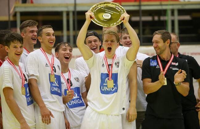 HANDBALL - EURO 2018, AUT vs CZE TULLN,AUSTRIA,19.AUG.18 - HANDBALL - EHF European Championship EM Europameisterschaft U18, international match Länderspiel AUT vs CZE, final. Image shows the rejoicing of AUT. GEPAxpictures xMarioxKneisl