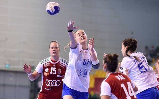 2018.08.19 Kielce Pilka reczna Mlodziezowe Mistrzostwa Swiata w Pilce Recznej Kobiet do lat 18 Final Wegry - Rosja N z Maslova Valeriia Foto Lukasz Sobala Press Focus 2018.08.19 Kielce Handball IHF Youth U18 Womens World Final Hungary - Russia Maslova Valeriia Credit: Lukasz Sobala Press Focus NEWSPIX.PL --- Newspix.pl  20180819PF_LS402