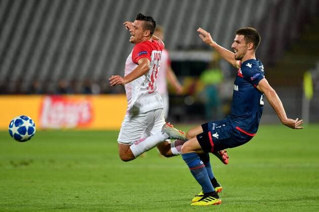SOCCER - CL quali, Belgrade vs RBS BELGRADE,SERBIA,21.AUG.18 - SOCCER - UEFA Champions League qualification play-off, FC Red Star Belgrade vs Red Bull Salzburg. Image shows Zlatko Junuzovic (RBS) and Milos Degenek (Belgrade). GEPAxpictures xFlorianxErtl