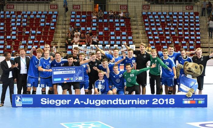 PIXUM Supercup 2018 in Düsseldorf A Jgd Final TuSem Essen Bayer Dormagen 22 08 2018 Winner of the youth tournament Bayer Dormagen HM